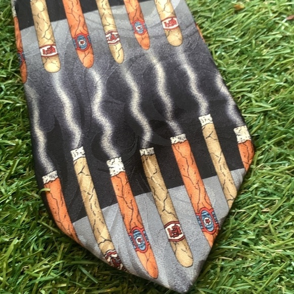 1990s 100% Silk Cigar Print Men’s Neck Tie Cigar Bar Cigar Lover Gift - Picture 2 of 9